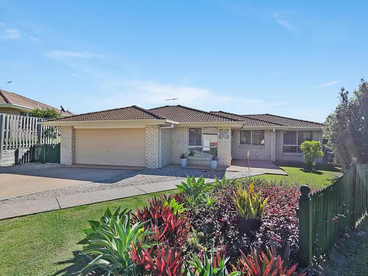 21 Matthews Way, Wakerley QLD 4154