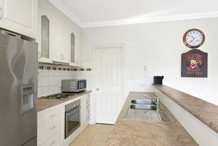 Fifth view of Homely townhouse listing, 6/8 Lorraine Court, Hillside VIC 3037