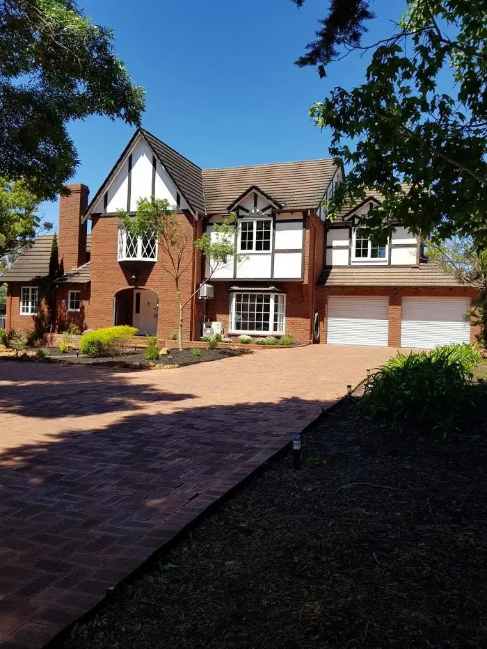 56 Warlingham Drive, Lesmurdie WA 6076