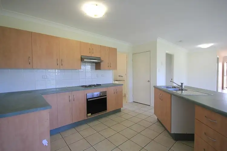 Fifth view of Homely house listing, 2 Cardno Court, Kelso QLD 4815