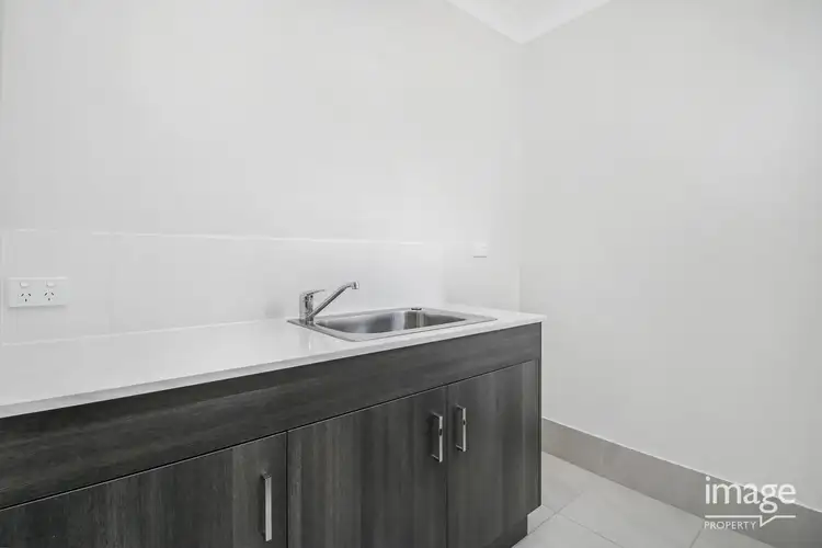 Fifth view of Homely house listing, 58 Flametree Circuit, Arundel QLD 4214
