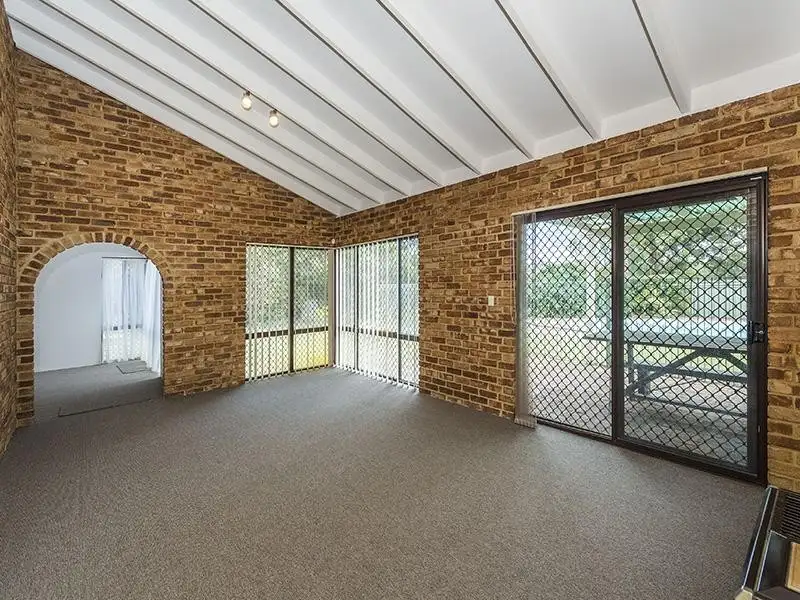Main view of Homely house listing, 6 Banksia Court, Jandakot WA 6164