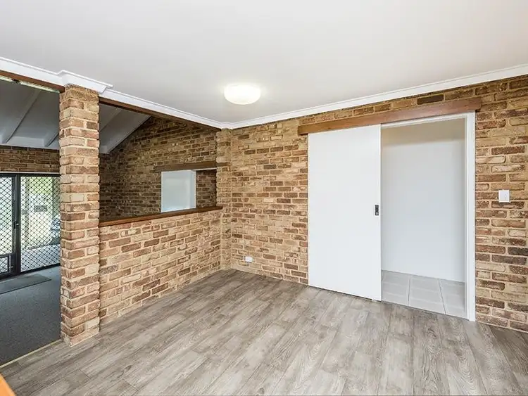 Third view of Homely house listing, 6 Banksia Court, Jandakot WA 6164