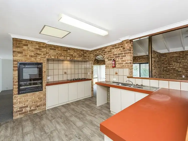 Fifth view of Homely house listing, 6 Banksia Court, Jandakot WA 6164