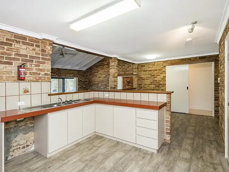 Sixth view of Homely house listing, 6 Banksia Court, Jandakot WA 6164