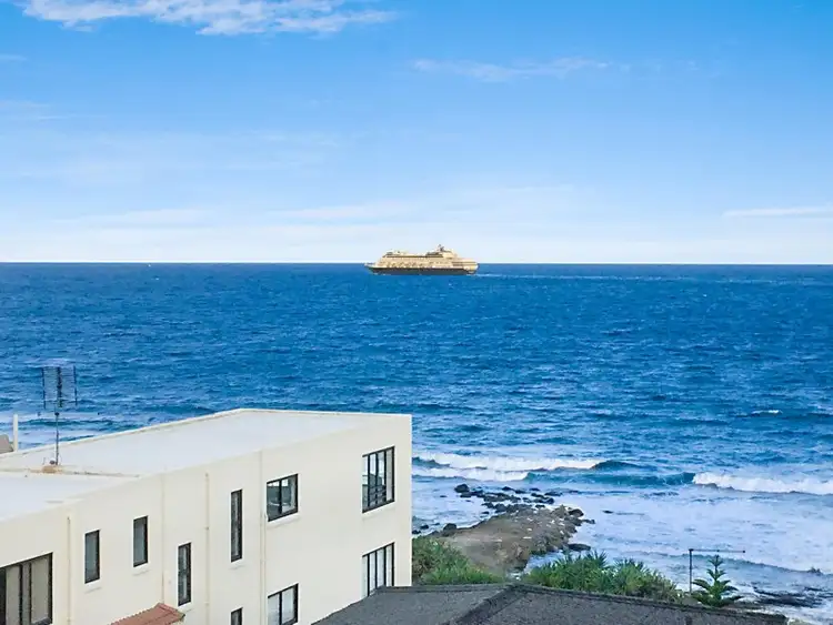 6/13 Warne Terrace, Kings Beach QLD 4551