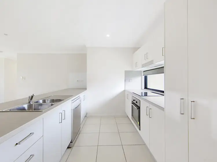 Second view of Homely house listing, 3 Catho Avenue, Mount Low QLD 4818