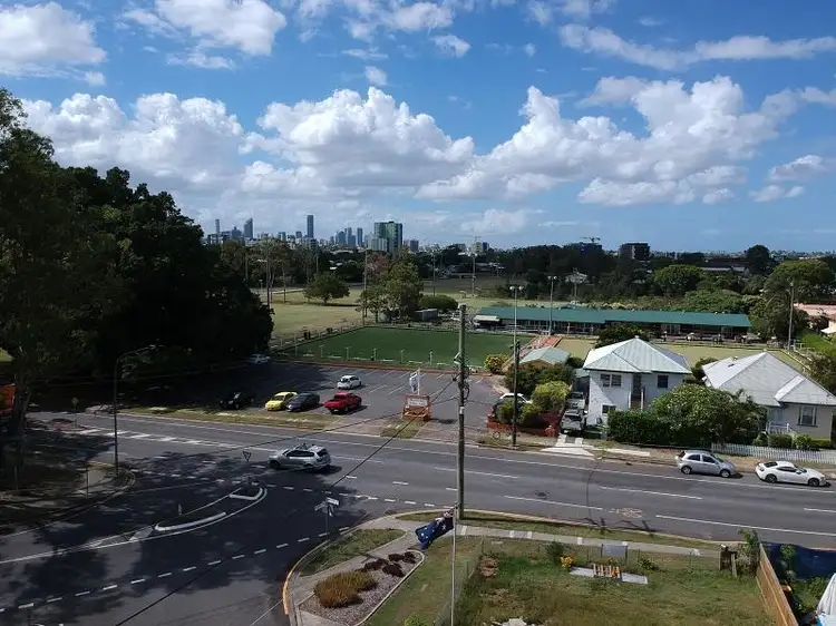 2 Garden Street, Greenslopes QLD 4120