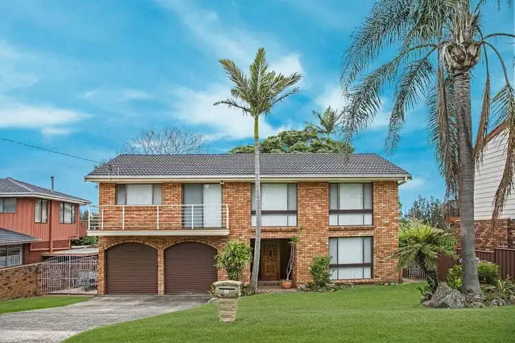 10 Henricks Parade, Mount Warrigal NSW 2528