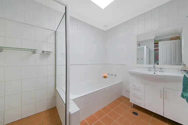 Fifth view of Homely house listing, 8 Shoalhaven St, Wakeley NSW 2176