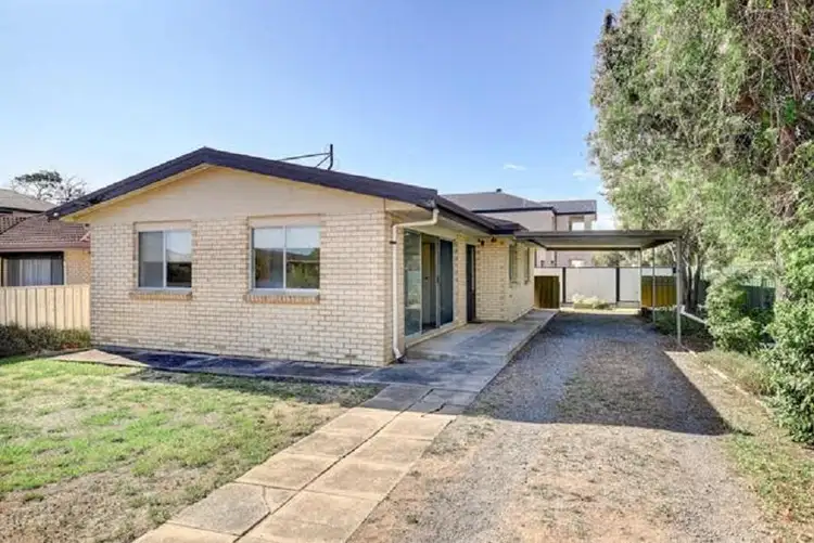 30 Barnes Avenue, Northfield SA 5085