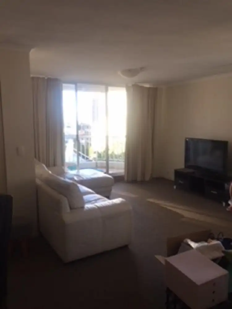 63 Cavill Avenue
