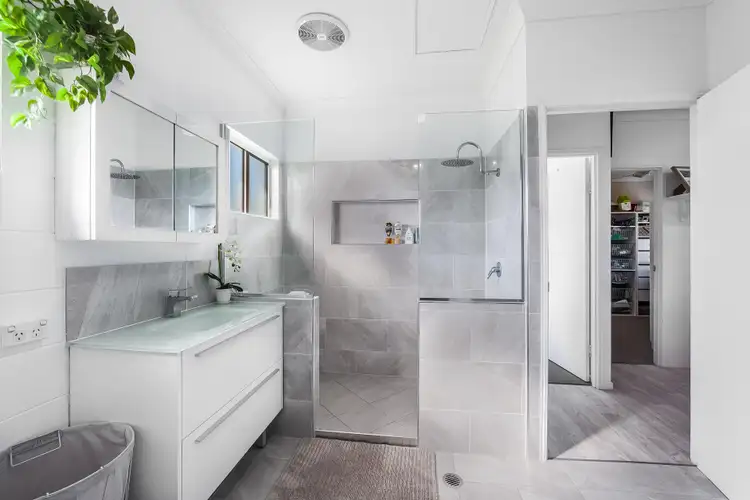 Sixth view of Homely house listing, 5 Timberlea Close, Deeragun QLD 4818