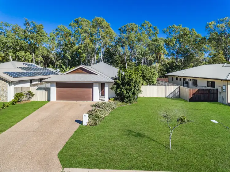35 Eshelby Street, Bushland Beach QLD 4818