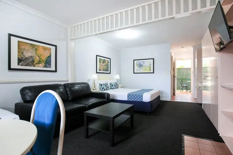 38 Jephson Street
