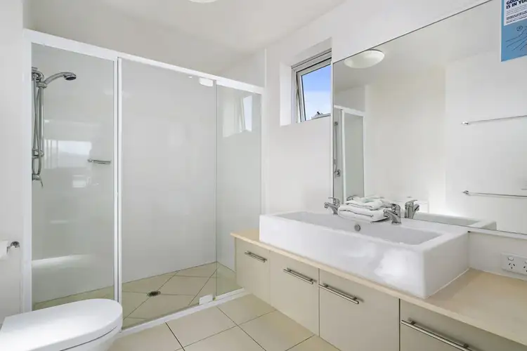 Seventh view of Homely unit listing, 15/9 North, Woorim QLD 4507
