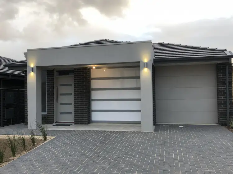3A Nambucca Avenue, West Lakes Shore SA 5020