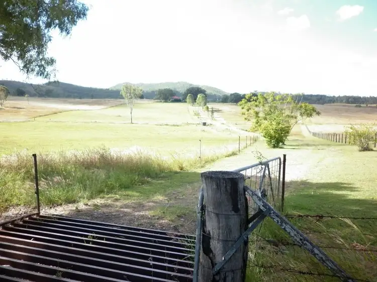 5289 Brooweena Woolooga Rd, Woolooga QLD 4570