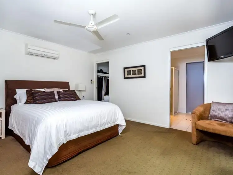 Sixth view of Homely house listing, 2 Callistemon Court, Southside QLD 4570
