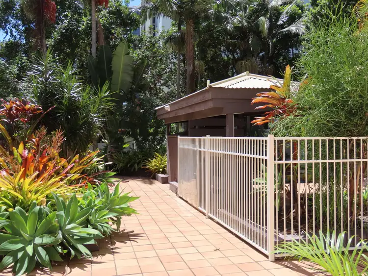 Main view of Homely apartment listing, Apartment 4/33-35 Cypress Avenue, Surfers Paradise QLD 4217
