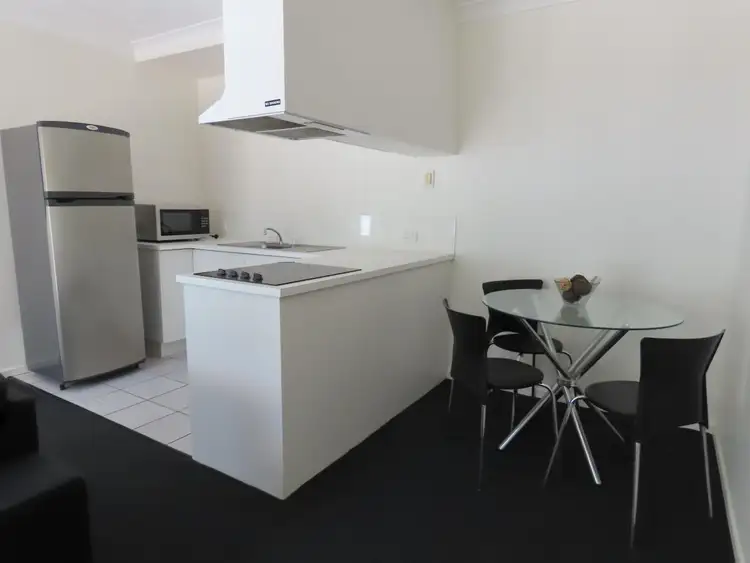 Seventh view of Homely apartment listing, Apartment 4/33-35 Cypress Avenue, Surfers Paradise QLD 4217