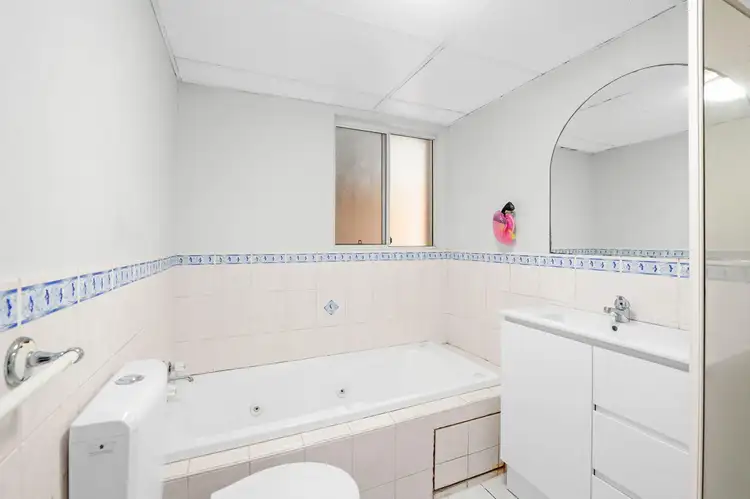 6/64 Fullagar Road, Wentworthville NSW 2145