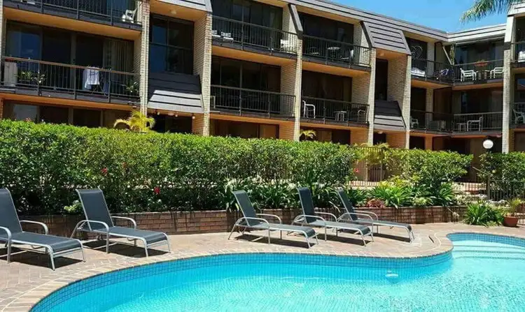 21-25 Old Burleigh Road