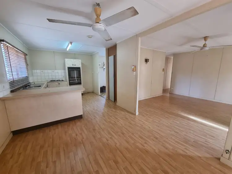 Fifth view of Homely house listing, 4 Phillips Street, Bluewater Park QLD 4818
