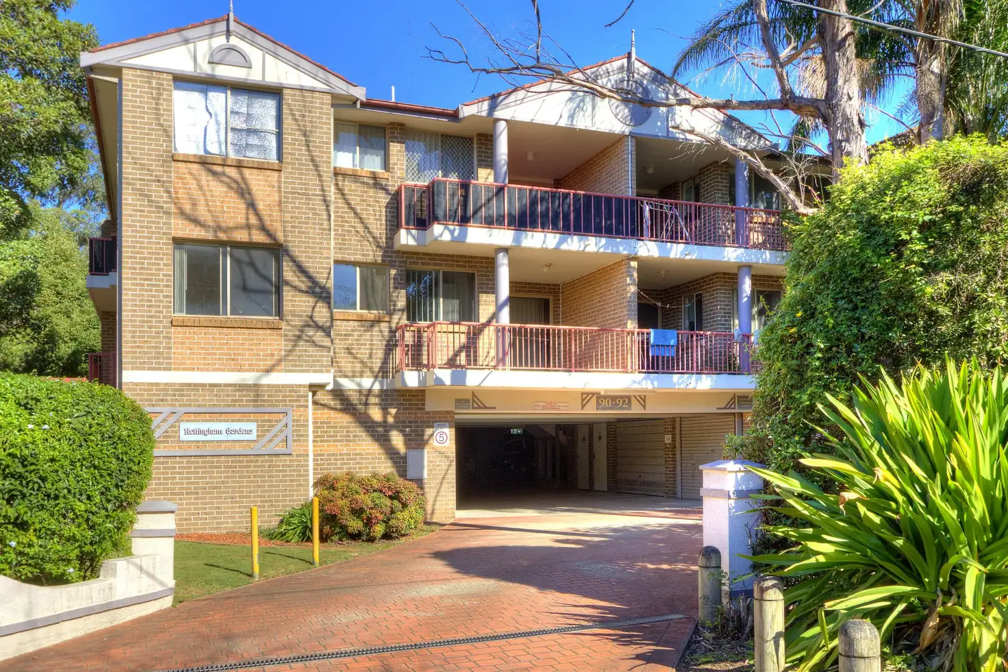Main view of Homely unit listing, 2/90-92 Stapleton Street, Pendle Hill NSW 2145