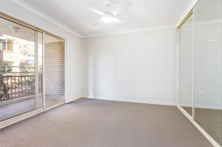 Fourth view of Homely unit listing, 2/90-92 Stapleton Street, Pendle Hill NSW 2145