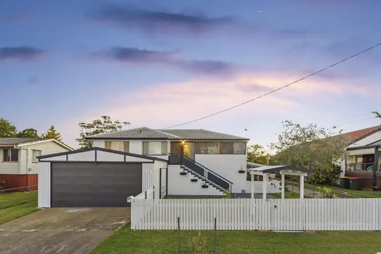 21 Natasha Street, Wynnum West QLD 4178