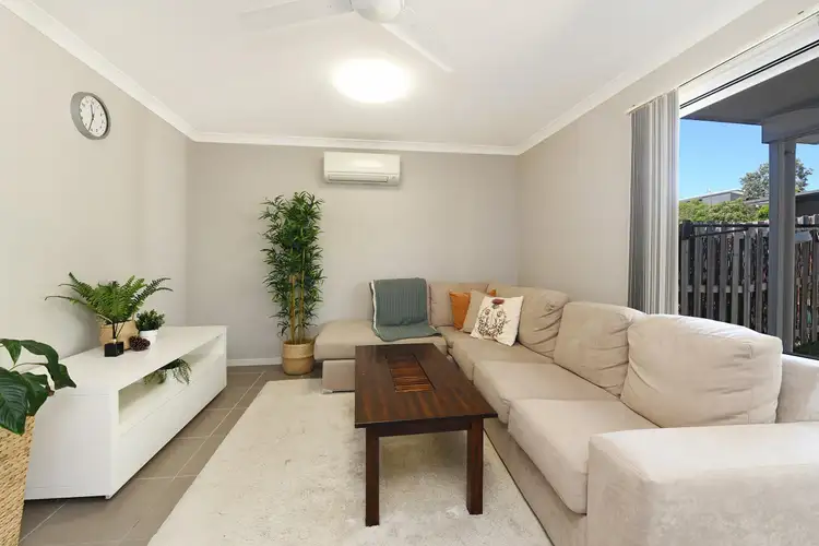 6 Crayfish str, Mountain Creek QLD 4557