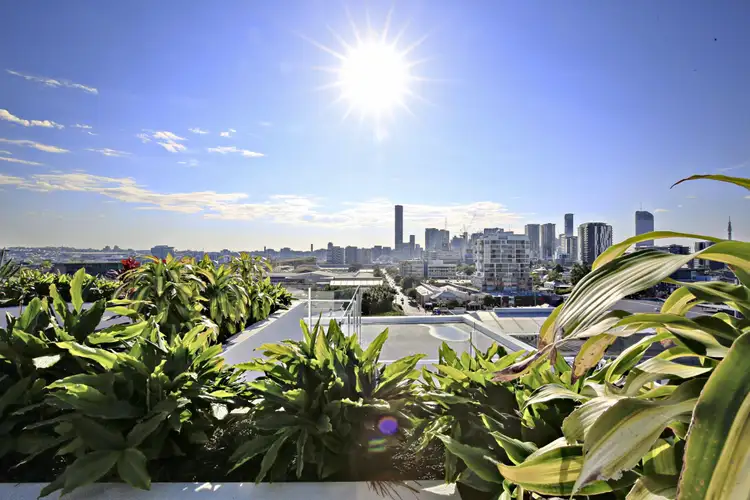 U 610/8 Donkin, West End QLD 4101