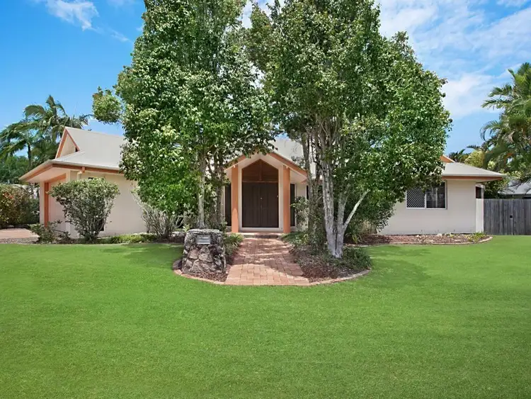 2 Windsurf Place, Noosa Waters QLD 4566