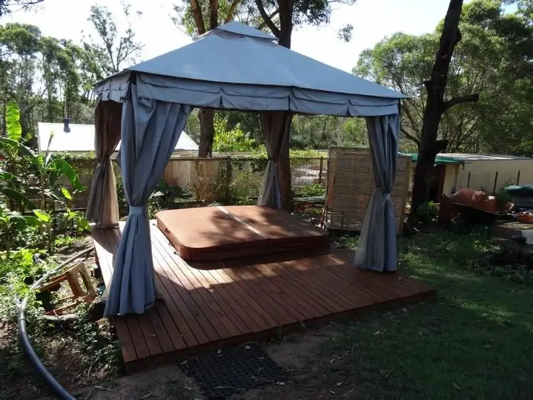 6 STOCK ST, Russell Island QLD 4184