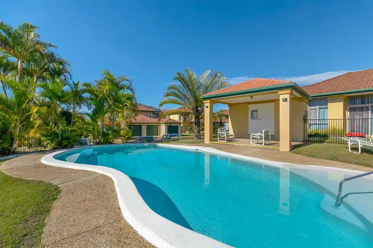 152 Palm Meadows Dve