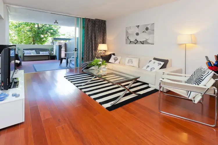 Main view of Homely unit listing, 20 Newstead Terrace, Newstead QLD 4006