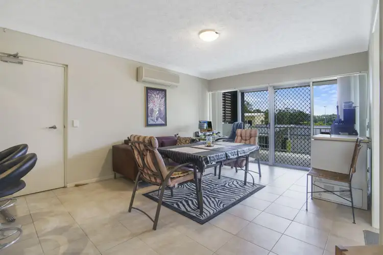 Main view of Homely unit listing, 10/11 Taigum Place, Taigum QLD 4018