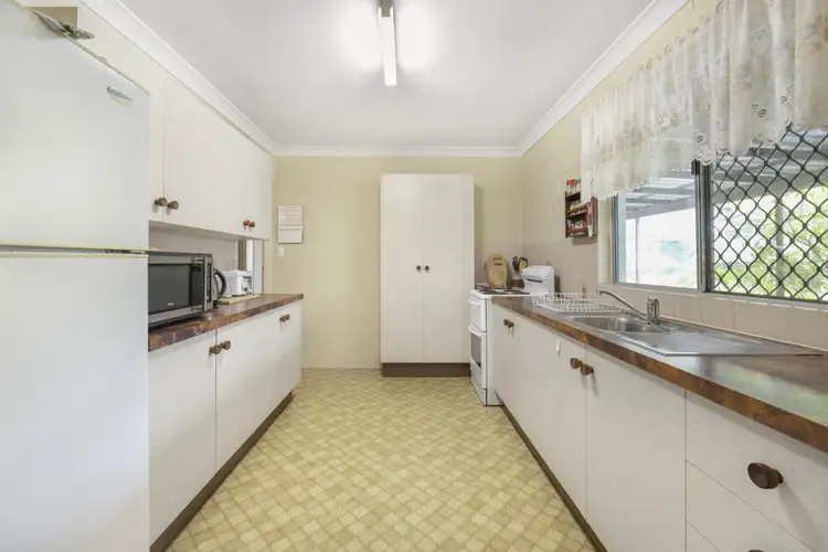 Fourth view of Homely house listing, 1 Meyer Court, Kirwan QLD 4817