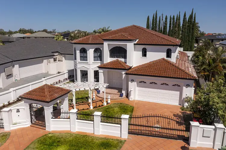 58 Delaney Circuit, Carindale QLD 4152