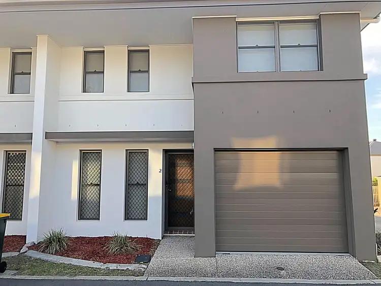 30 Girraween Crescent