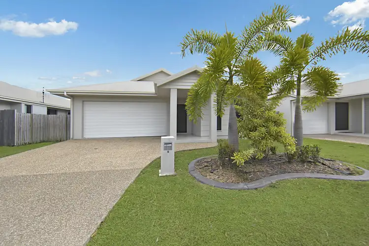 8 Sunhaven Boulevard, Burdell QLD 4818