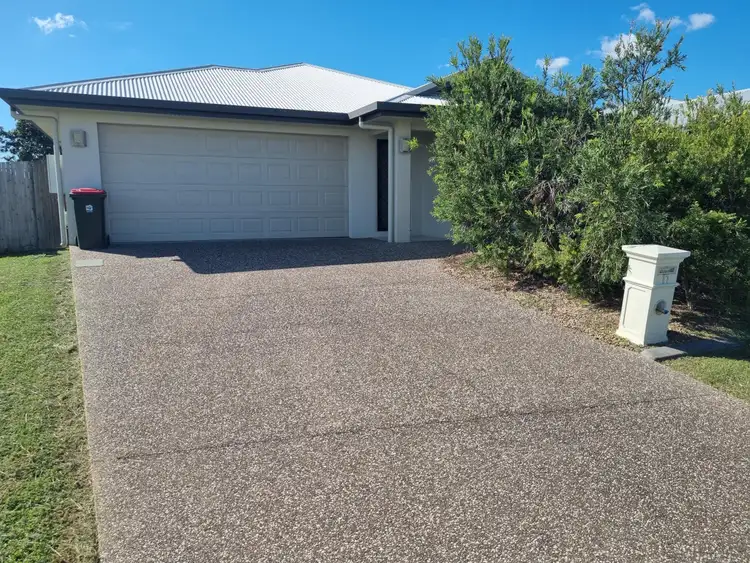 11 Epping Way, Mount Low QLD 4818
