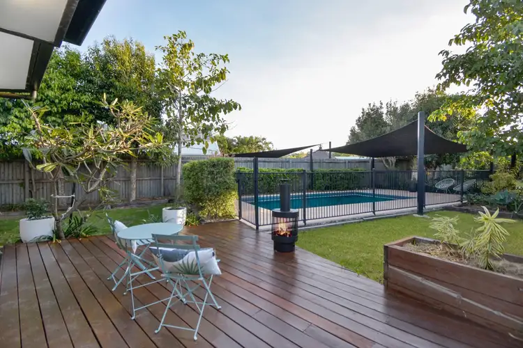 3 Ugarte Street, Bushland Beach QLD 4818