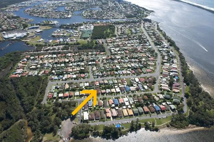 2/21 Booker Parade, Golden Beach QLD 4551