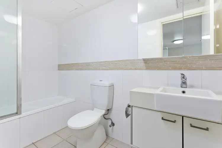 Third view of Homely apartment listing, 6 Exford Street, Brisbane QLD 4000