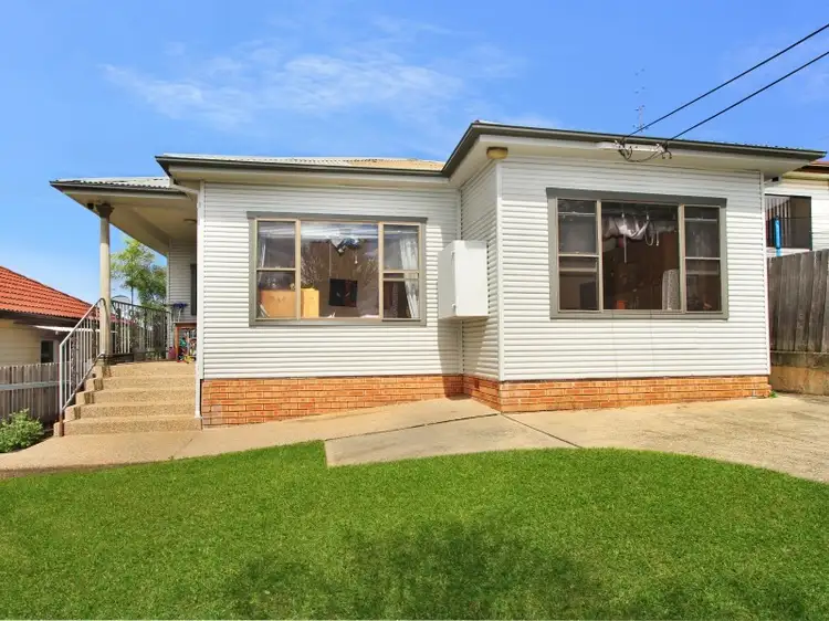 37 Lackawanna Street, Cringila NSW 2502