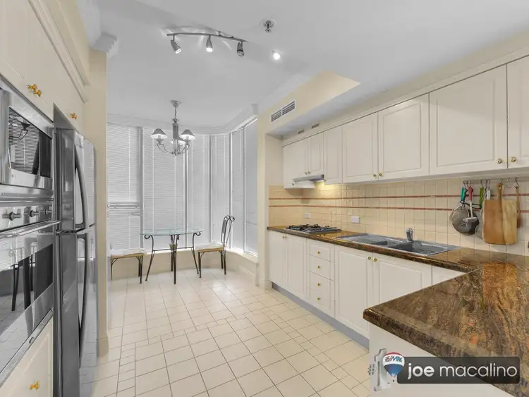Fifth view of Homely unit listing, L8/32 Macrossan St, Brisbane QLD 4000
