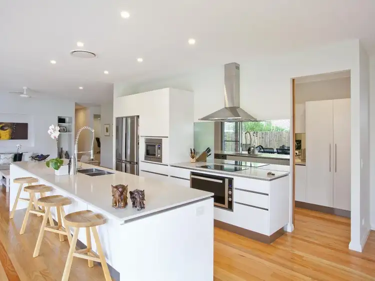 27 Aquamarine Circuit, Noosa Waters QLD 4566