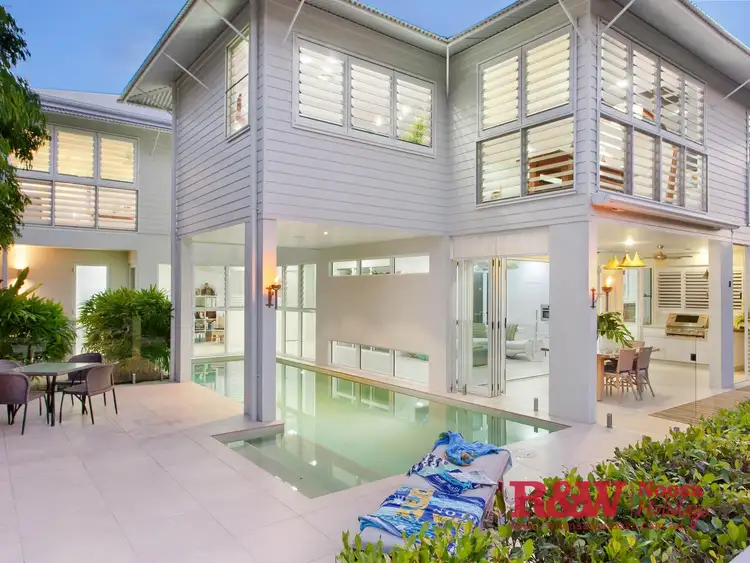 18 Seafarer Court, Castaways Beach QLD 4567